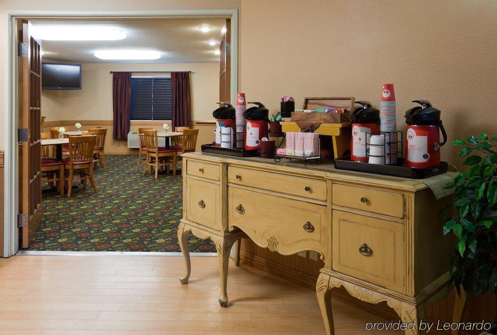 Grandstay Hotel & Suites Cambridge Ресторант снимка